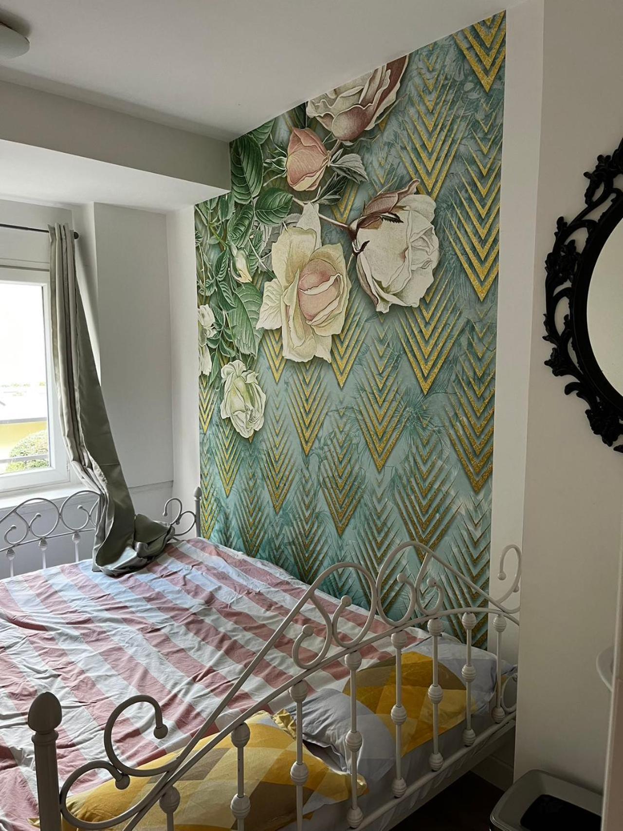Chez Mia Paris Vandrarhem Exteriör bild
